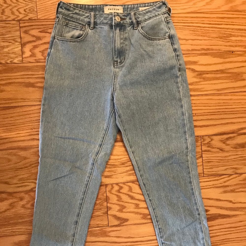 Pacsun Light Wash Mom Jean